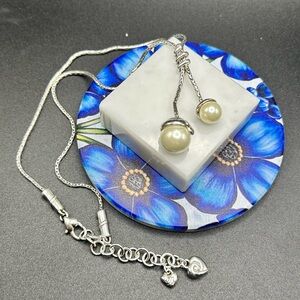 Brighton Faux Pearl twist silver tone Necklace #K15
